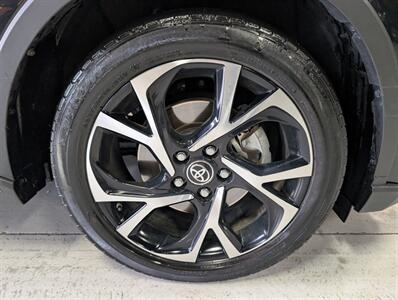 2021 Toyota C-HR XLE   - Photo 12 - Bountiful, UT 84010