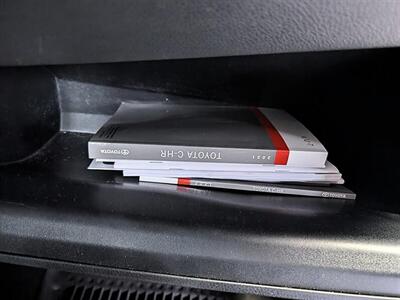 2021 Toyota C-HR XLE   - Photo 28 - Bountiful, UT 84010