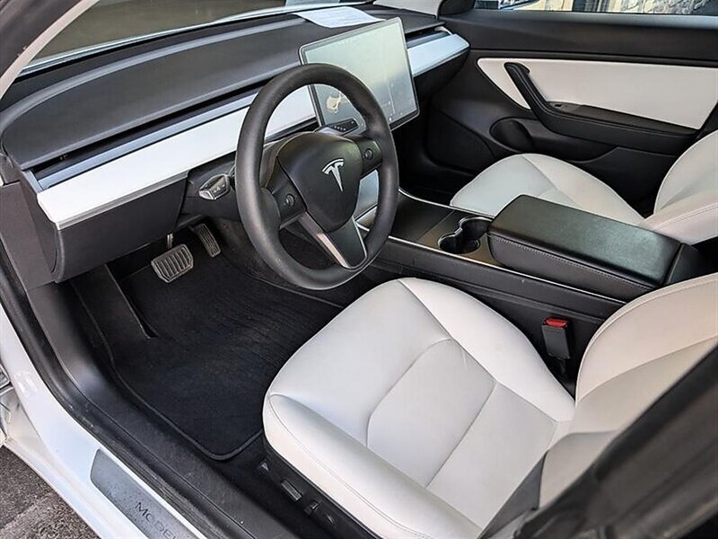 2020 Tesla Model 3 Long Range - Photo 2 - Bountiful, UT 84010