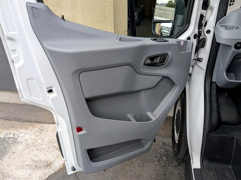 2019 Ford Transit 150 XL   - Photo 18 - Bountiful, UT 84010