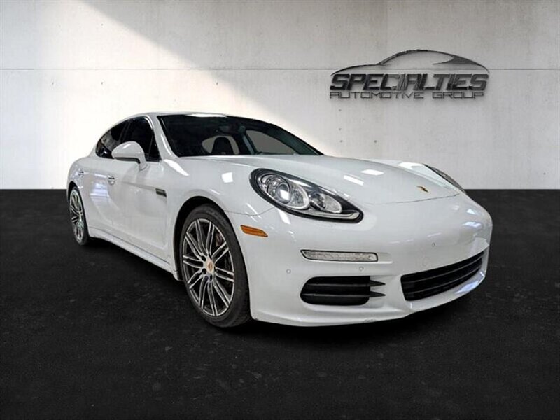2016 Porsche Panamera Edition  