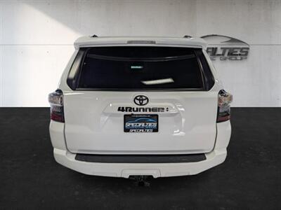 2022 Toyota 4Runner SR5 Premium   - Photo 9 - Bountiful, UT 84010