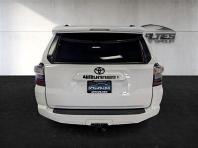 2022 Toyota 4Runner SR5 Premium - Photo 9 - St. George, UT 84770-2625