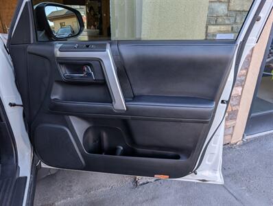 2022 Toyota 4Runner SR5 Premium   - Photo 28 - Bountiful, UT 84010