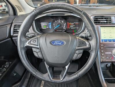 2020 Ford Fusion Hybrid Titanium   - Photo 19 - Bountiful, UT 84010