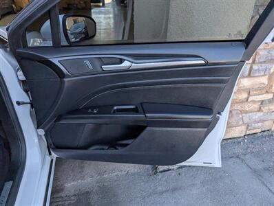 2020 Ford Fusion Hybrid Titanium   - Photo 28 - Bountiful, UT 84010