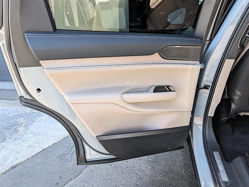 2025 Volvo EX90 Twin Motor Plus - Photo 25 - Bountiful, UT 84010