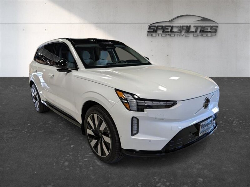 2025 Volvo EX90 Performance Ultra  6-Passenger