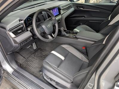2025 Toyota Camry SE Hybrid   - Photo 2 - Bountiful, UT 84010