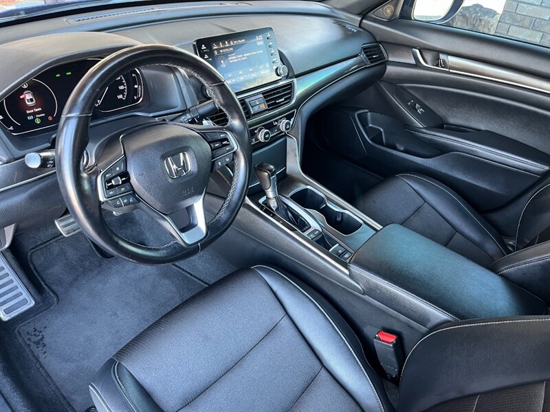 2018 Honda Accord Sport - Photo 2 - St. George, UT 84770-2625