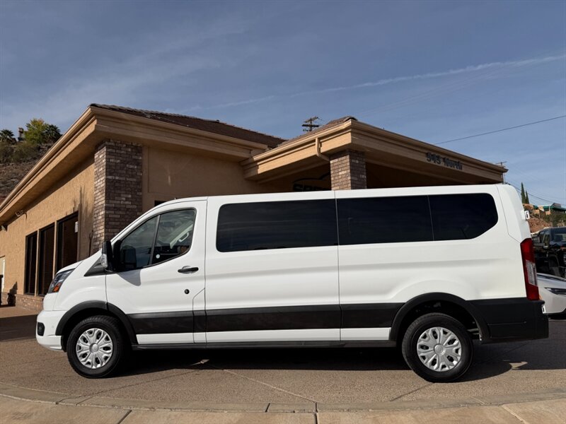 2023 Ford Transit XLT Van photo 3