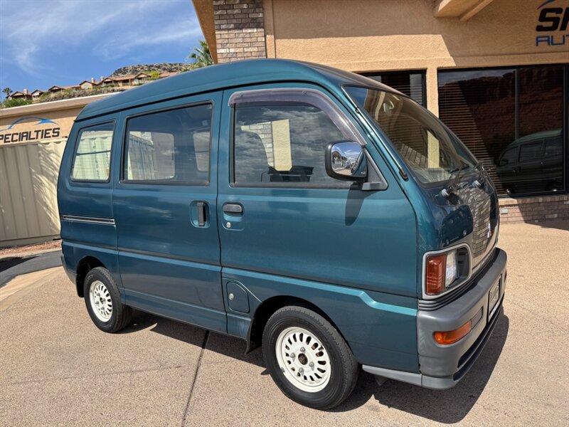 1997 Mitsubishi Minicab VX Special Edition - Photo 1 - St. George, UT 84770-2625