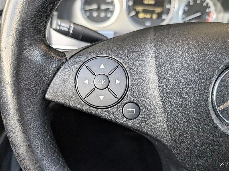 2010 Mercedes-Benz GLK GLK 350 4MATIC - Photo 21 - Bountiful, UT 84010
