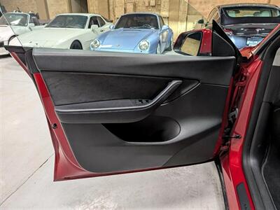 2021 Tesla Model Y Long Range   - Photo 16 - Bountiful, UT 84010