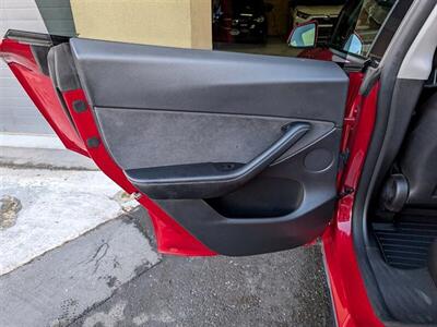 2021 Tesla Model Y Long Range   - Photo 24 - Bountiful, UT 84010