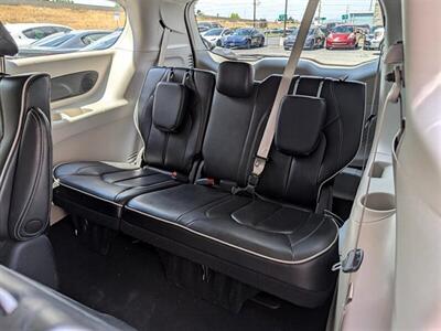2023 Chrysler Pacifica Plug-In Hybrid Limited   - Photo 24 - Bountiful, UT 84010