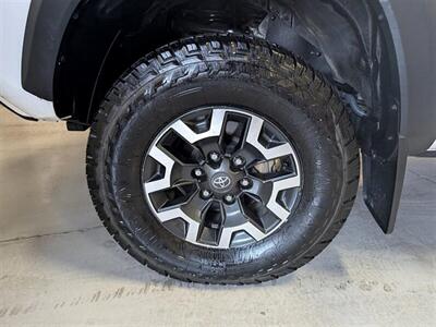 2022 Toyota Tacoma TRD Off-Road   - Photo 15 - Bountiful, UT 84010