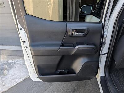 2022 Toyota Tacoma TRD Off-Road   - Photo 23 - Bountiful, UT 84010