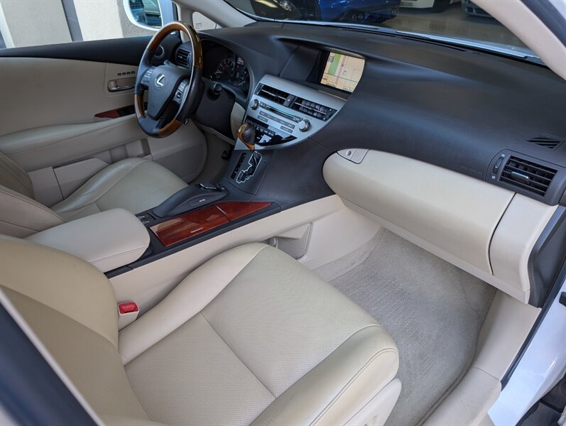 2012 Lexus RX 350 AWD - Photo 4 - Bountiful, UT 84010