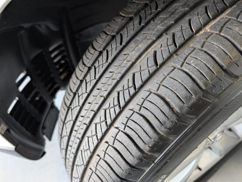 2012 Lexus RX 350 AWD - Photo 16 - Bountiful, UT 84010