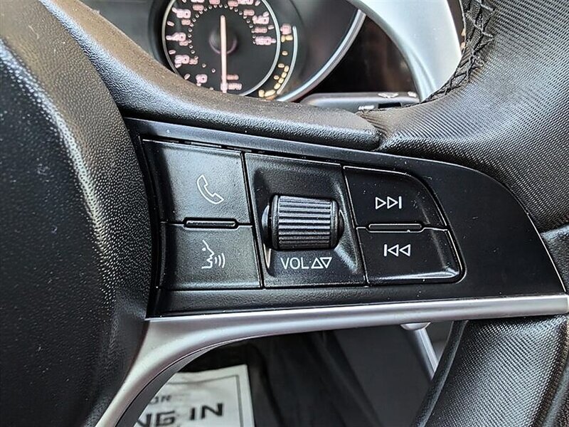 2017 Alfa Romeo Giulia Ti - Photo 22 - Bountiful, UT 84010