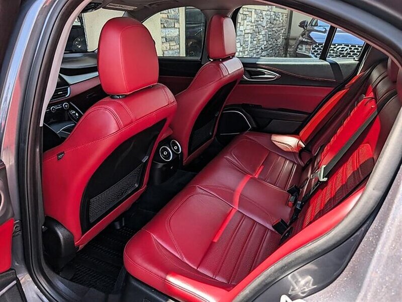 2017 Alfa Romeo Giulia Ti - Photo 26 - Bountiful, UT 84010
