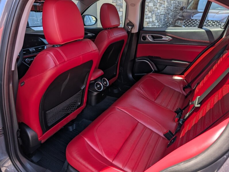 2017 Alfa Romeo Giulia Ti - Photo 26 - Bountiful, UT 84010