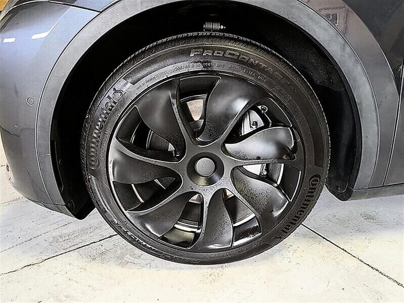2021 Tesla Model Y Long Range - Photo 15 - St. George, UT 84770-2625