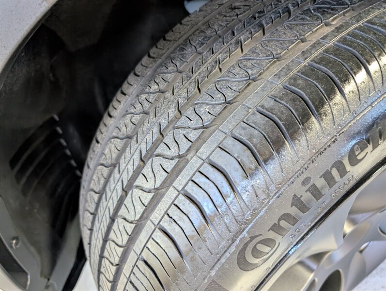 2021 Tesla Model Y Long Range - Photo 16 - Bountiful, UT 84010