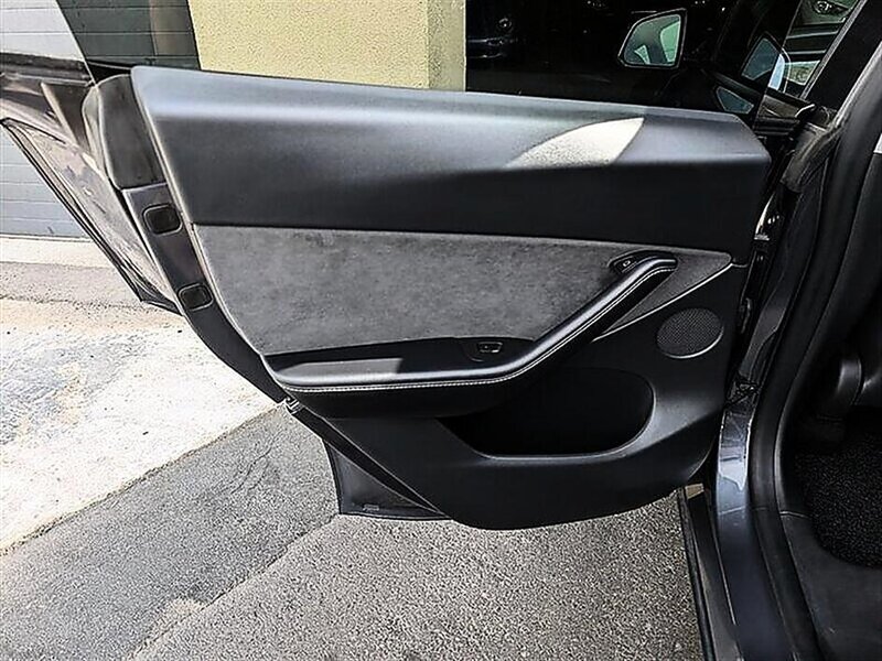 2021 Tesla Model Y Long Range - Photo 24 - St. George, UT 84770-2625