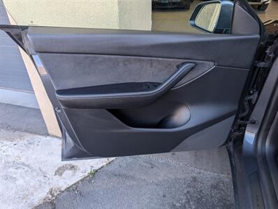 2021 Tesla Model Y Long Range - Photo 18 - Bountiful, UT 84010