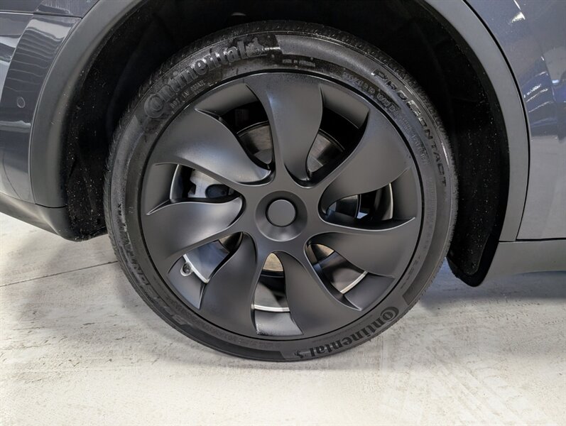 2021 Tesla Model Y Long Range - Photo 13 - Bountiful, UT 84010