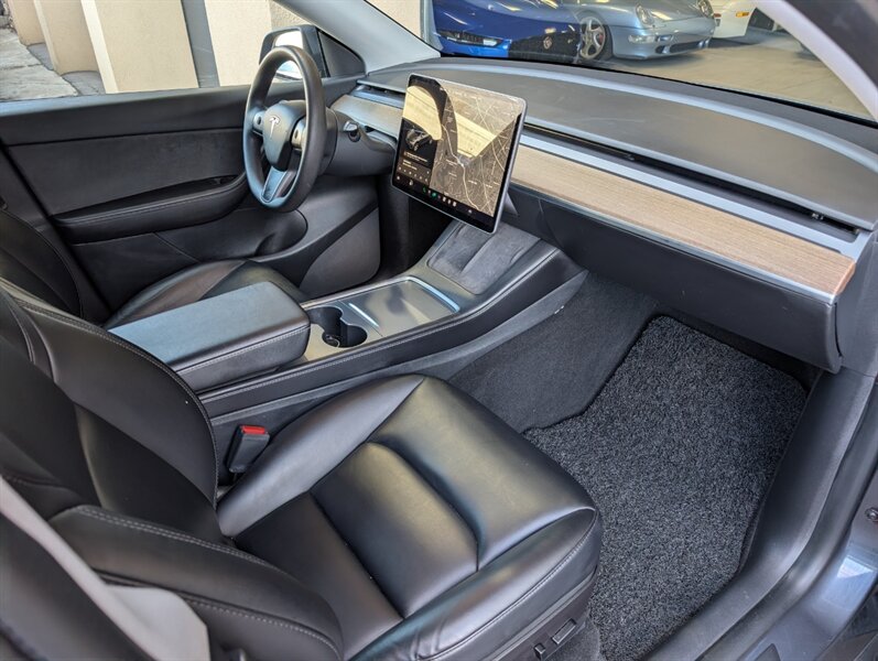 2021 Tesla Model Y Long Range - Photo 4 - Bountiful, UT 84010