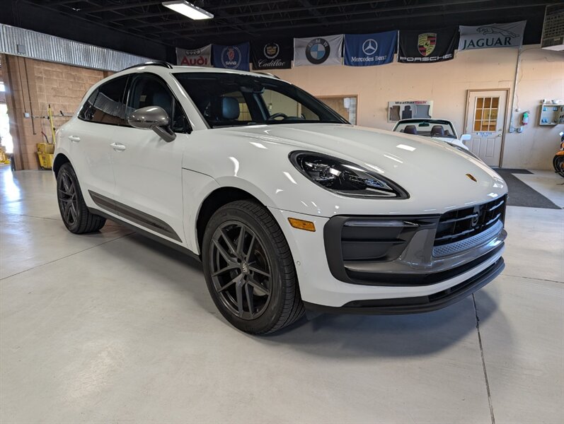 2023 Porsche Macan T   - Photo 1 - Bountiful, UT 84010