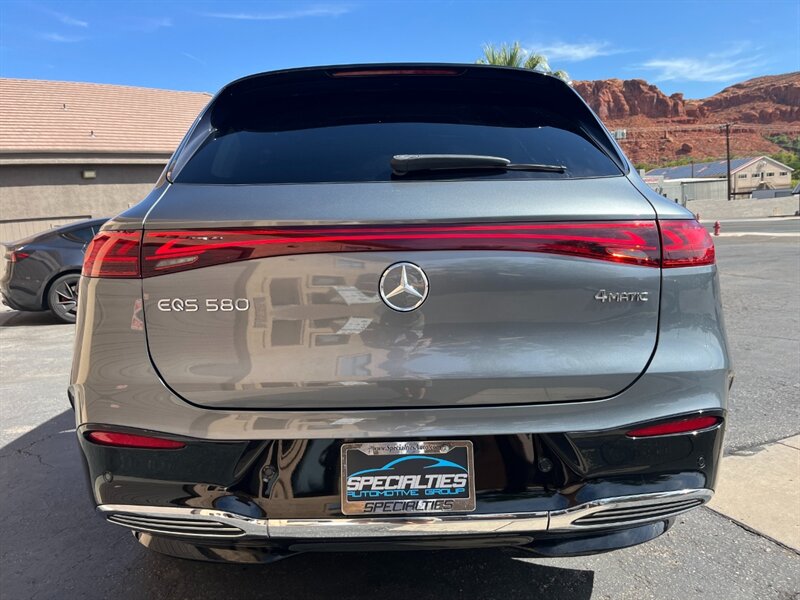 2023 Mercedes-Benz EQS 580 4MATIC 7 Passenger - Photo 24 - St. George, UT 84770-2625