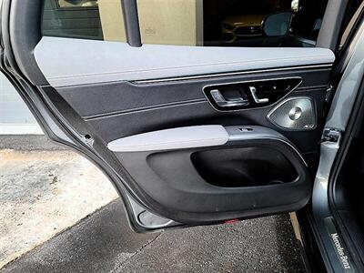 2023 Mercedes-Benz EQS 580 4MATIC  7 Passenger - Photo 18 - St. George, UT 84770-2625
