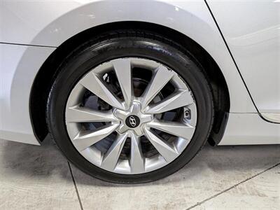 2012 Hyundai Azera   - Photo 13 - Bountiful, UT 84010