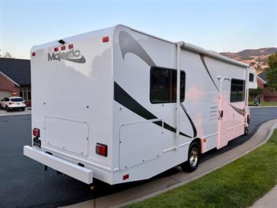 2015 Thor Majestic 28A - Photo 4 - Bountiful, UT 84010