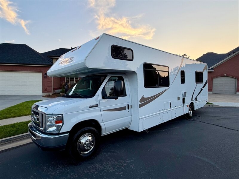 2015 Thor Majestic 28A - Photo 3 - Bountiful, UT 84010