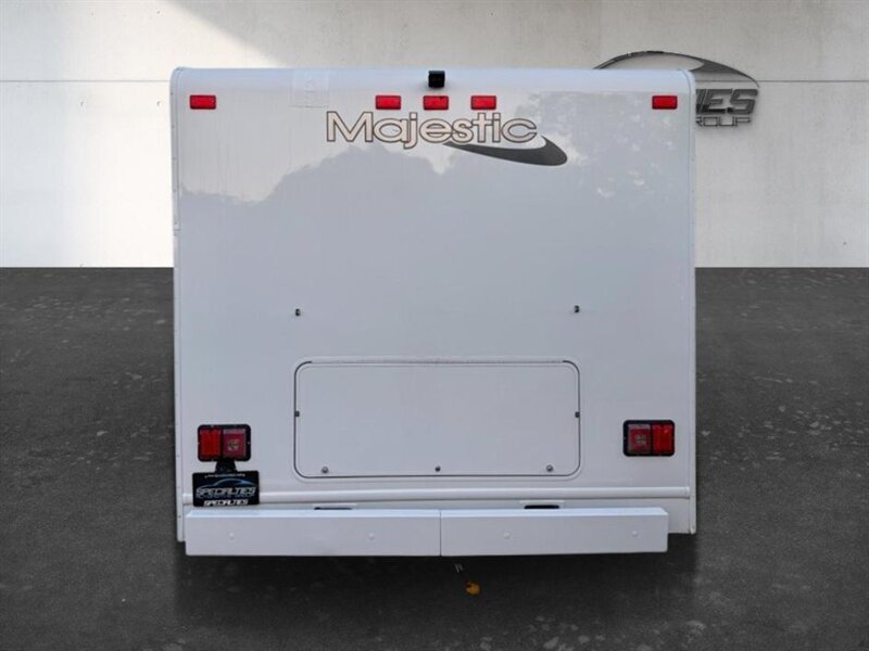 2015 Thor Majestic 28A - Photo 15 - Bountiful, UT 84010
