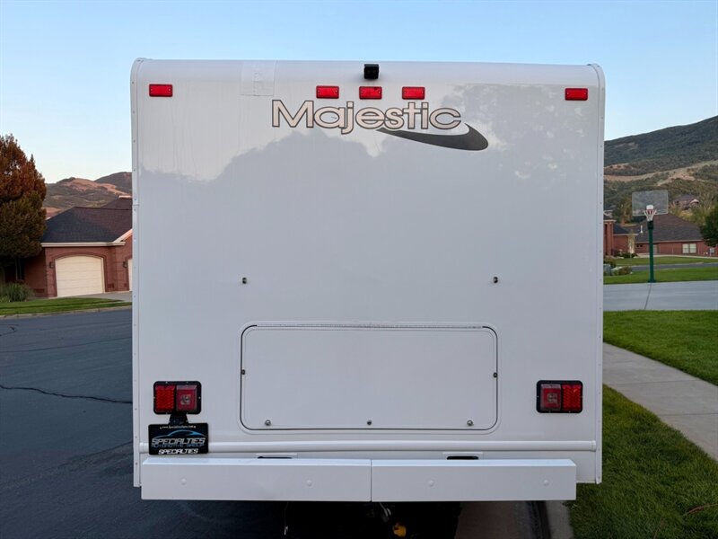 2015 Thor Majestic 28A - Photo 15 - Bountiful, UT 84010