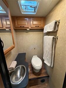 2015 Thor Majestic 28A - Photo 26 - Bountiful, UT 84010