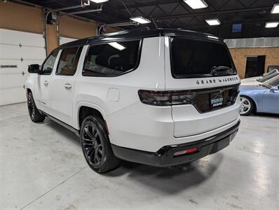 2024 Jeep Grand Wagoneer L Obsidian   - Photo 8 - Bountiful, UT 84010