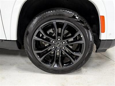 2024 Jeep Grand Wagoneer L Obsidian   - Photo 12 - Bountiful, UT 84010