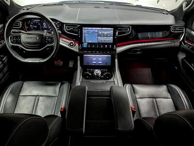 2024 Jeep Grand Wagoneer L Obsidian   - Photo 3 - Bountiful, UT 84010