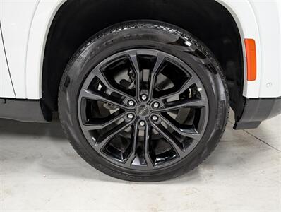 2024 Jeep Grand Wagoneer L Obsidian   - Photo 12 - Bountiful, UT 84010