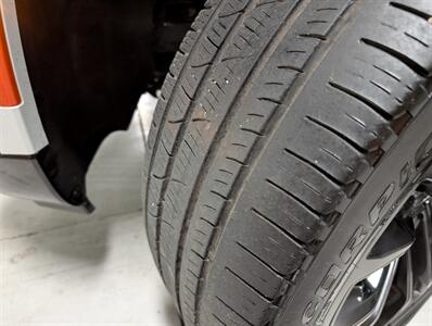 2024 Jeep Grand Wagoneer L Obsidian   - Photo 16 - Bountiful, UT 84010