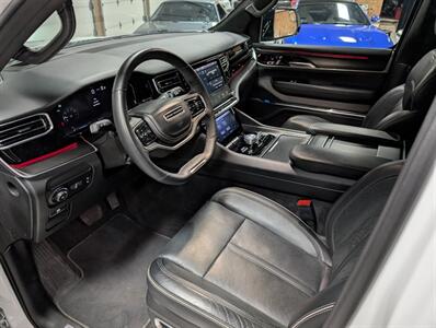 2024 Jeep Grand Wagoneer L Obsidian   - Photo 2 - Bountiful, UT 84010