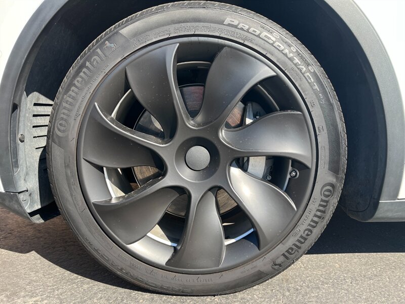 2022 Tesla Model Y Long Range - Photo 34 - St. George, UT 84770-2625