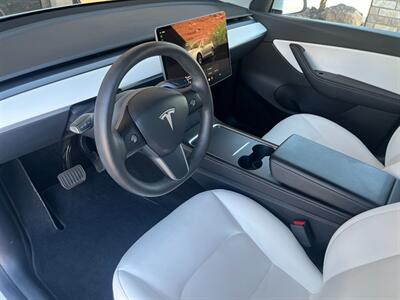 2022 Tesla Model Y Long Range - Photo 2 - St. George, UT 84770-2625